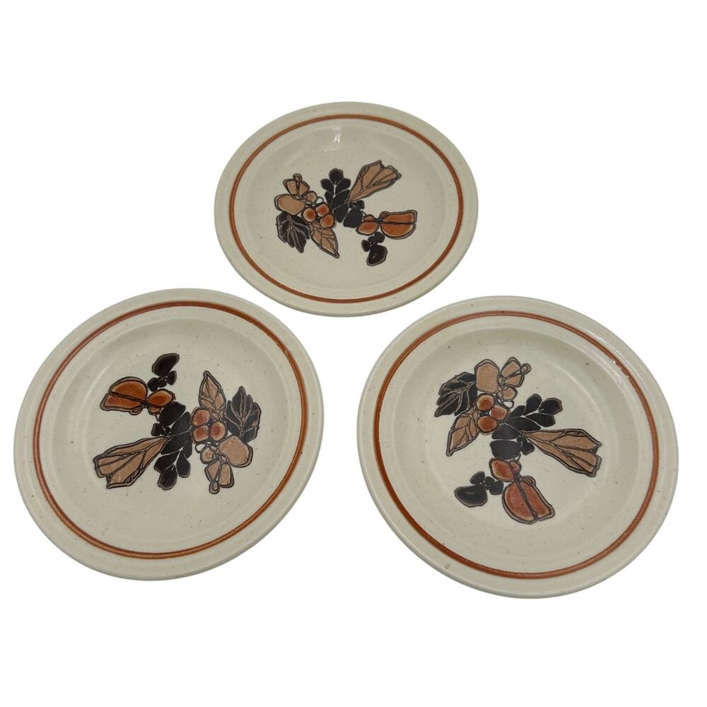 Vintage Plates by Homer Laughlin Bread & Butter 6" Set of 3